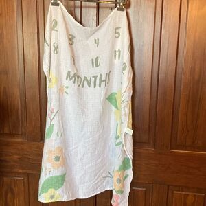 Cloud Island Floral Gauze 100% Cotton Baby Month Photo Age Count Blanket 45”x40”